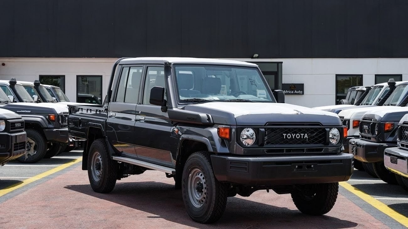 TOYOTA LAND CRUISER PICKUP 70 VXR 2025 — DISPONIBLE À LA COMMANDE