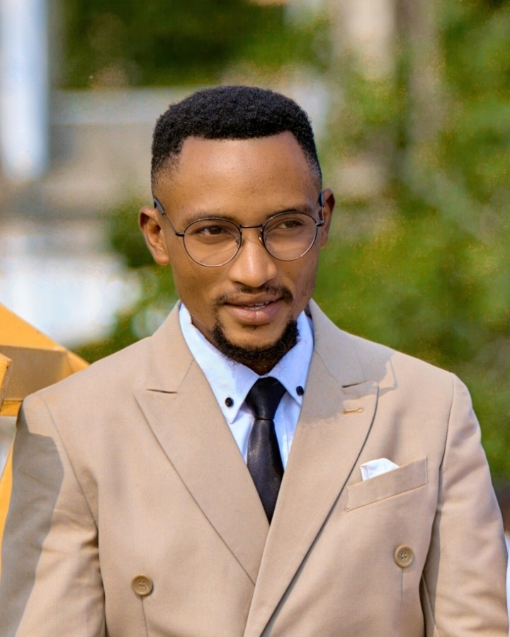 UJUMBE MAULIZO Alexandre
