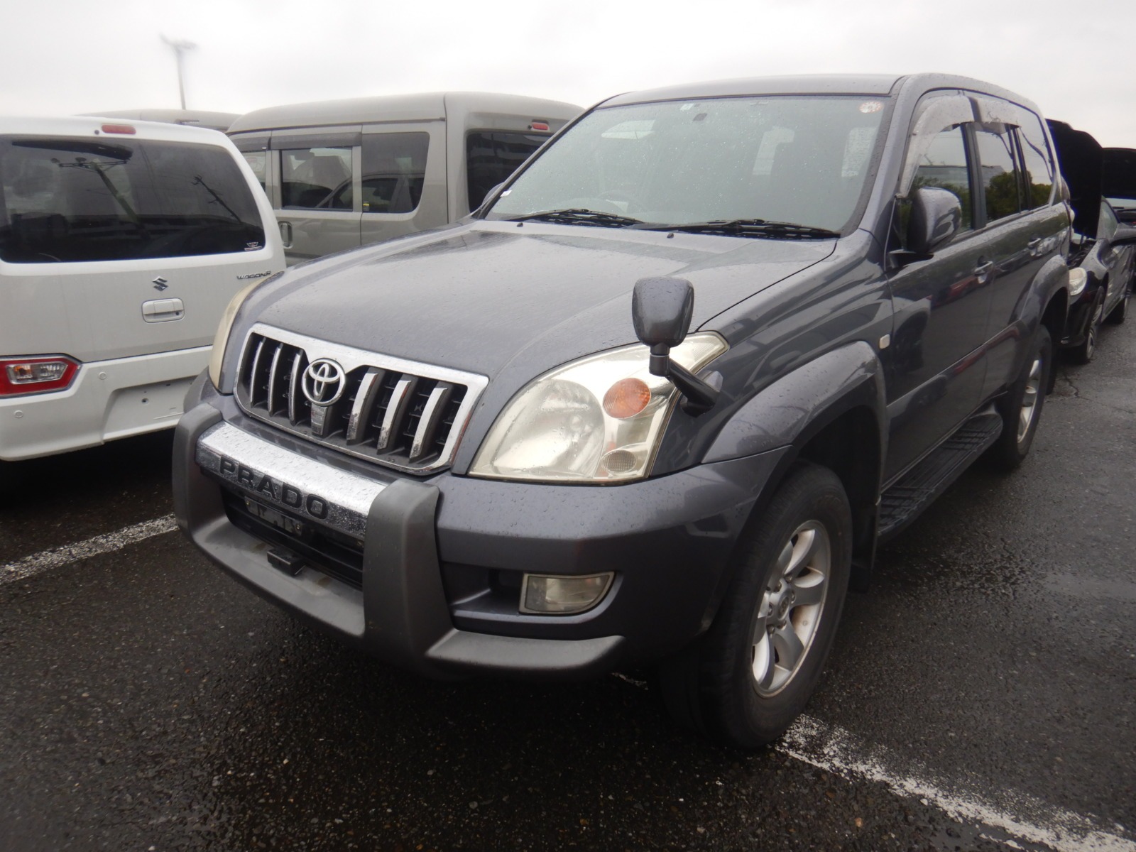 Photo 1 — TOYOTA PRADO TJR120