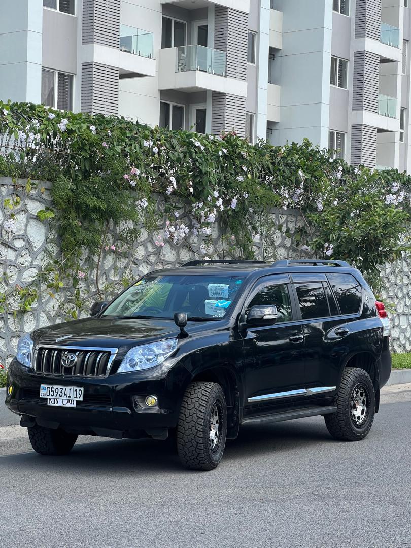 TOYOTA LANDCRUISER PRADO