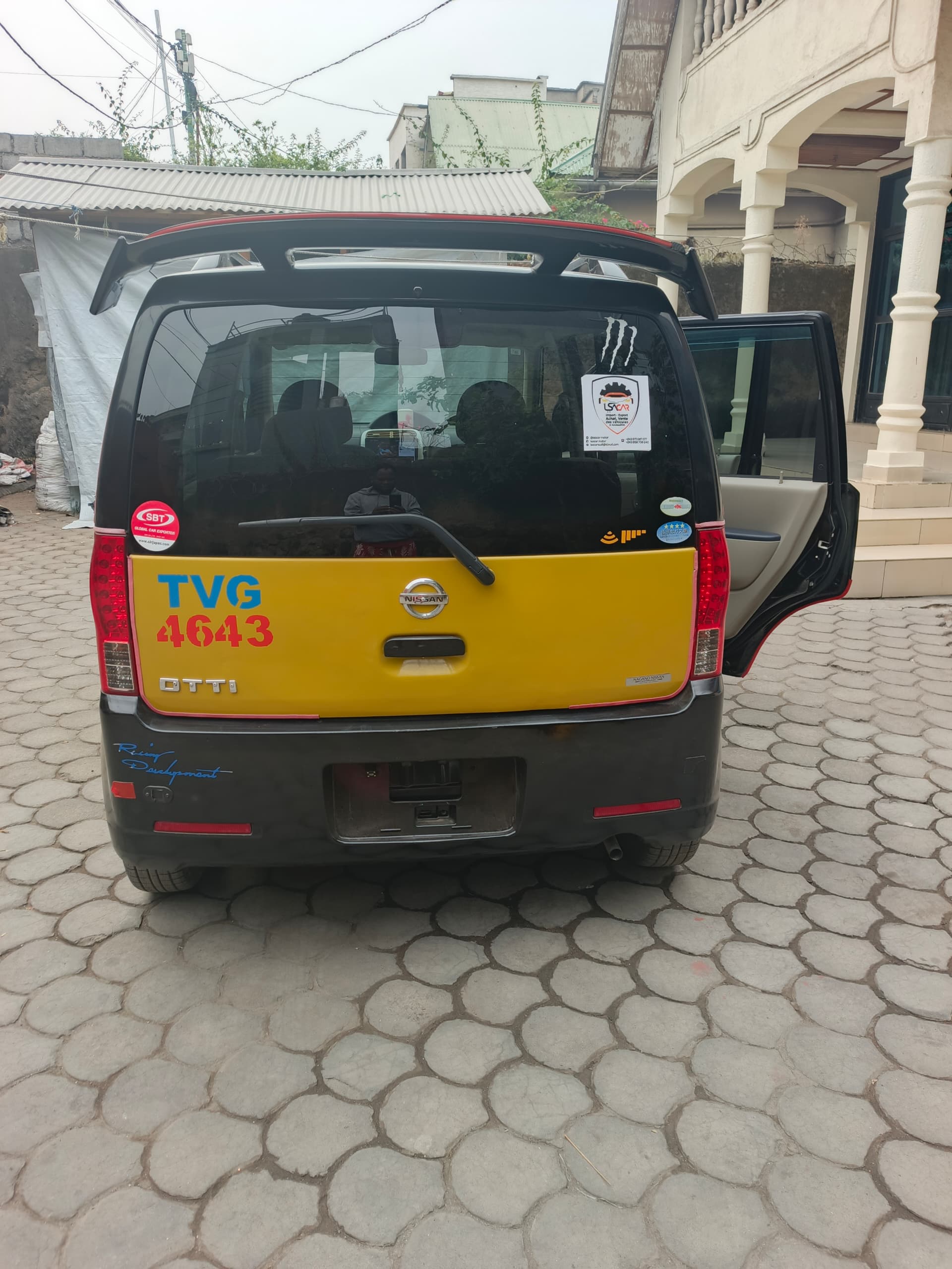 Photo 4 — NISSAN OTTI