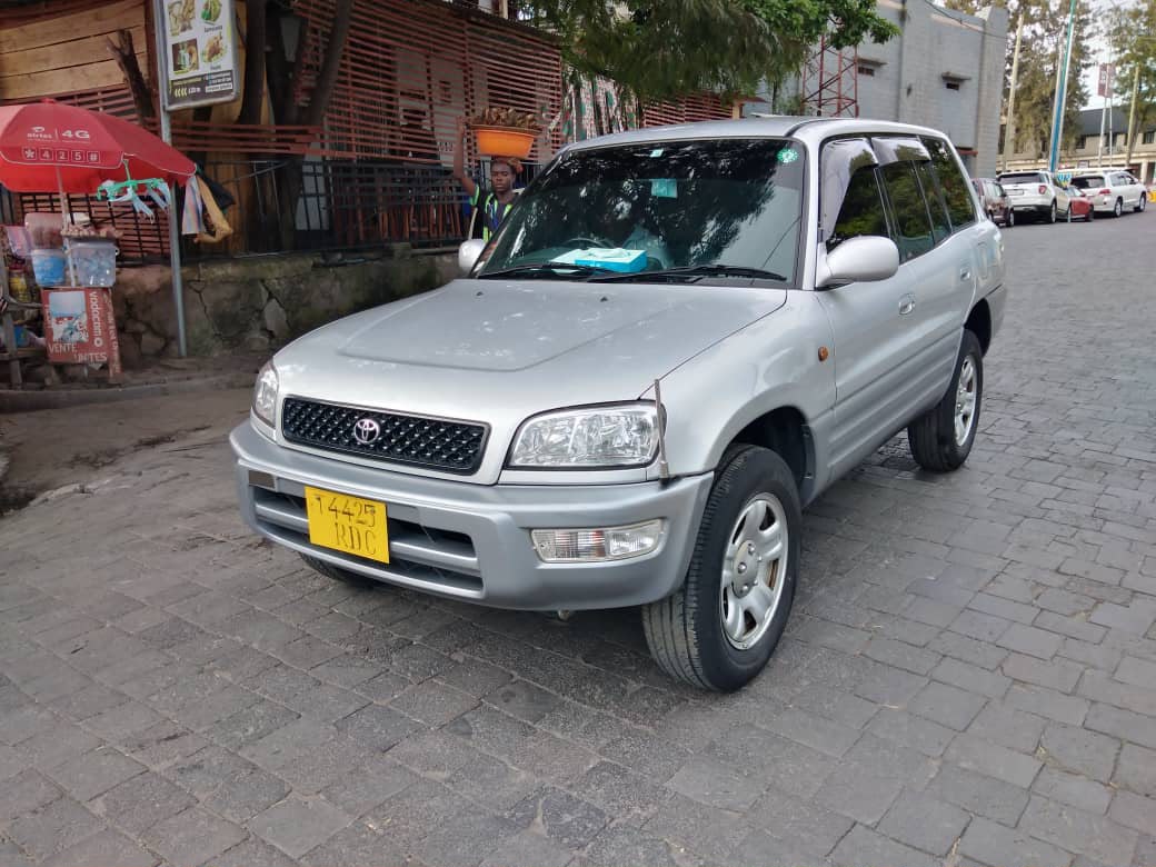 RAV4
