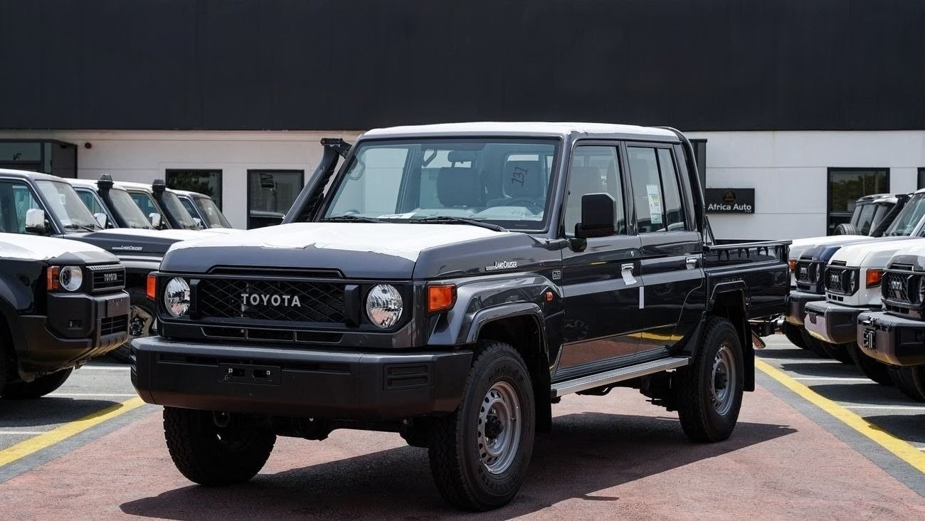 Photo 3 — TOYOTA LAND CRUISER